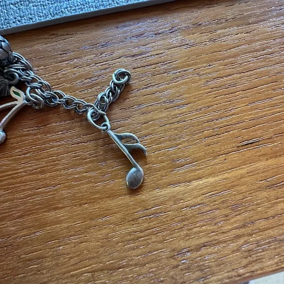 Sterling Silver Music Note Charm - Picture 5 of 5